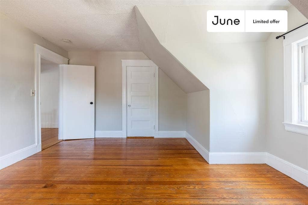 9 BR in Boston