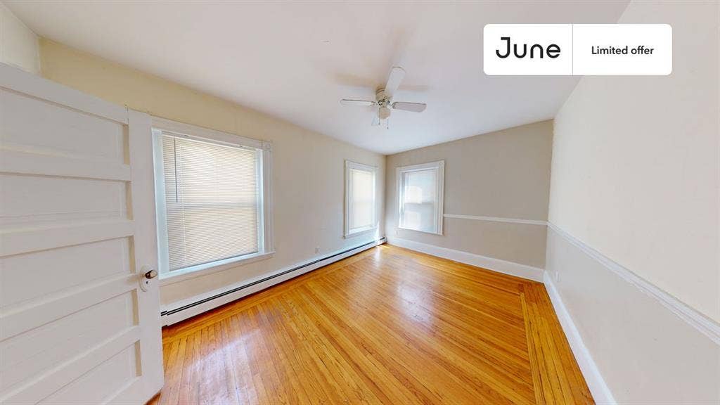 4 BR in Boston