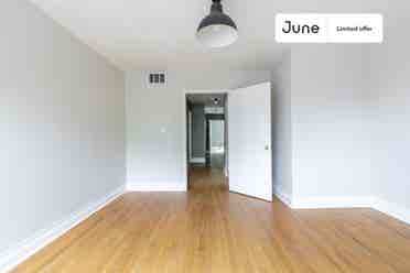 4 BR in Chicago