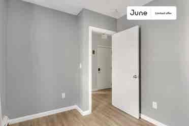 3 BR in Boston