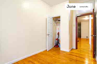 3 BR in New York City