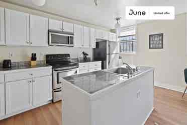 2 BR in Washington DC