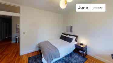 4 BR in Boston