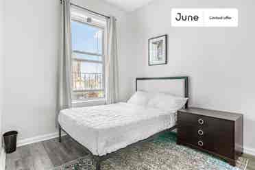 3 BR in New York City