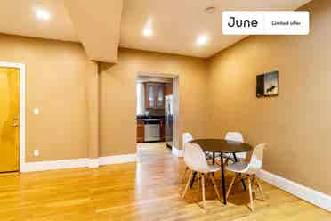 4 BR in Boston