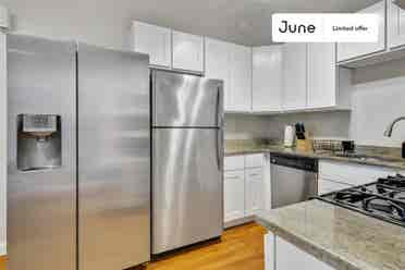 5 BR in Boston