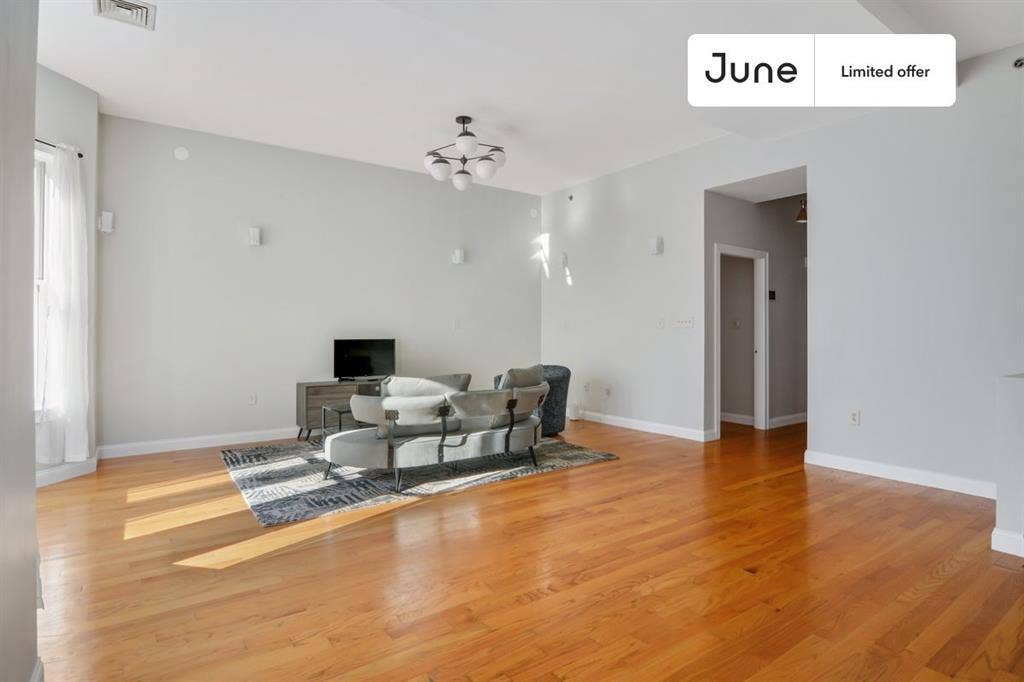 5 BR in Boston