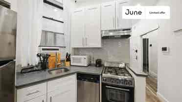 2 BR in New York City