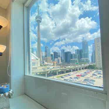 Sublet room female downtown Toronto