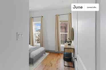 4 BR in New York City