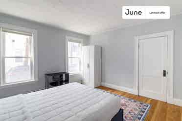 3 BR in Boston