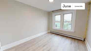 4 BR in Boston