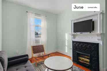 4 BR in Boston