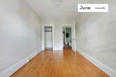 4 BR in Boston