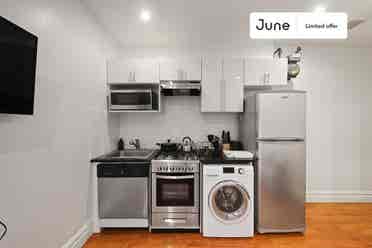 2 BR in New York City