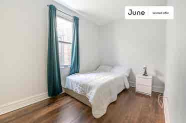 4 BR in Chicago