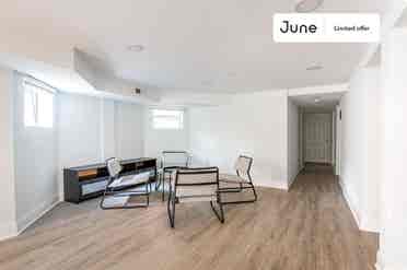 4 BR in Chicago