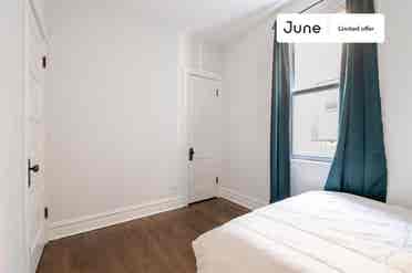 4 BR in Chicago