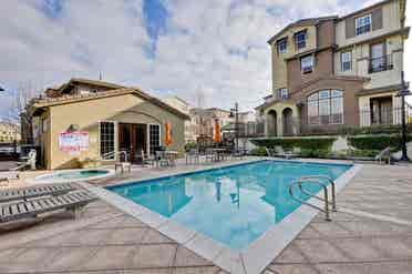 Nr Milpitas BART - Private Bed Bath