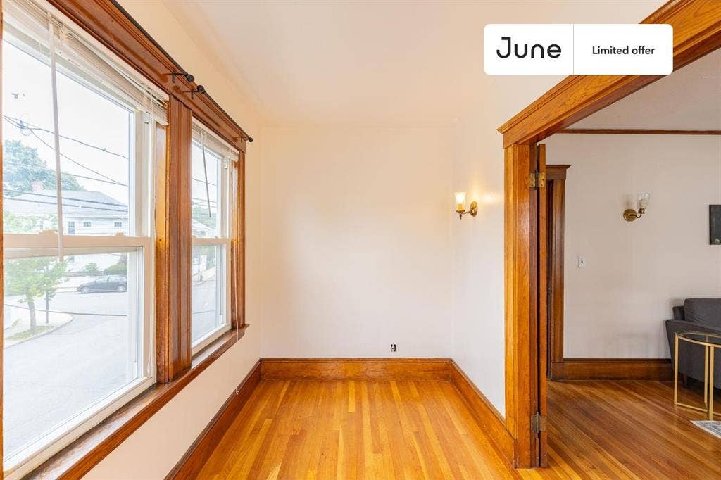 5 BR in Boston