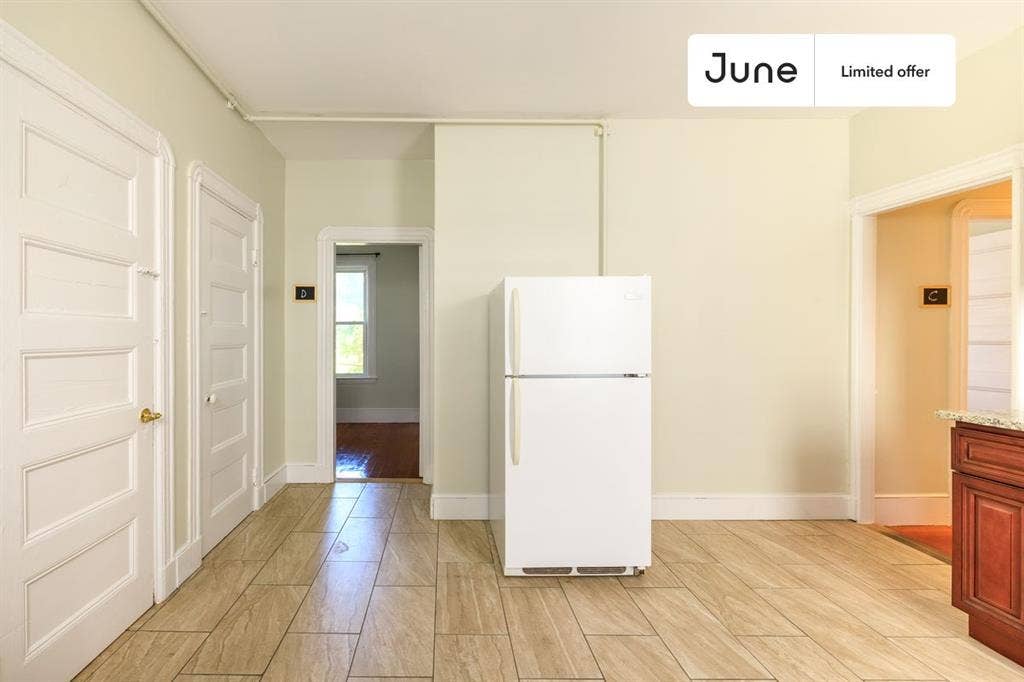 4 BR in Boston