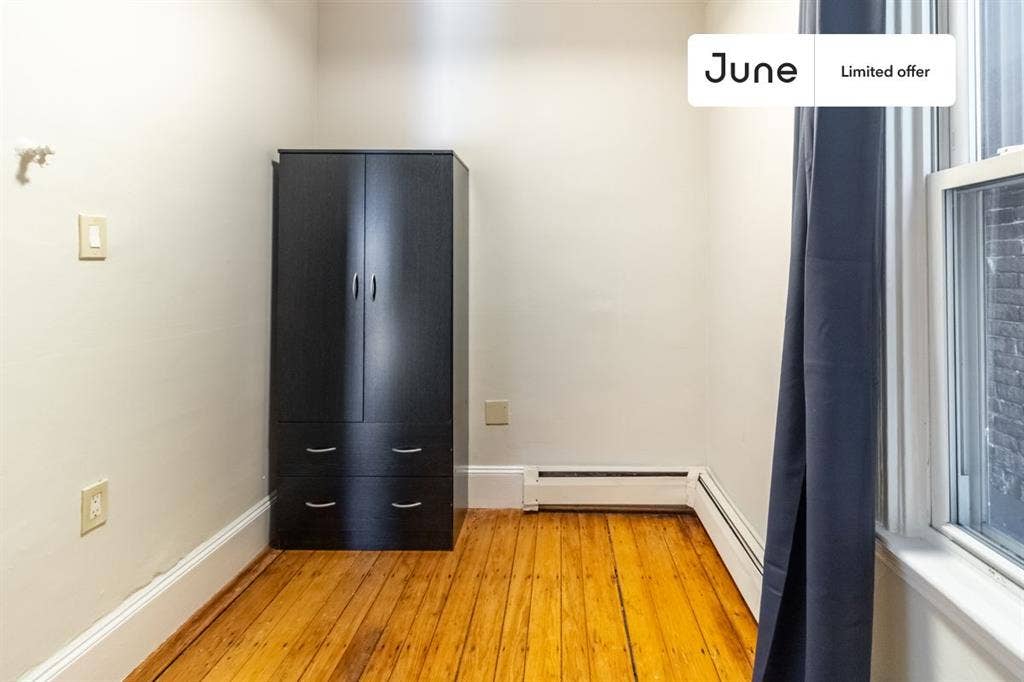 4 BR in Boston