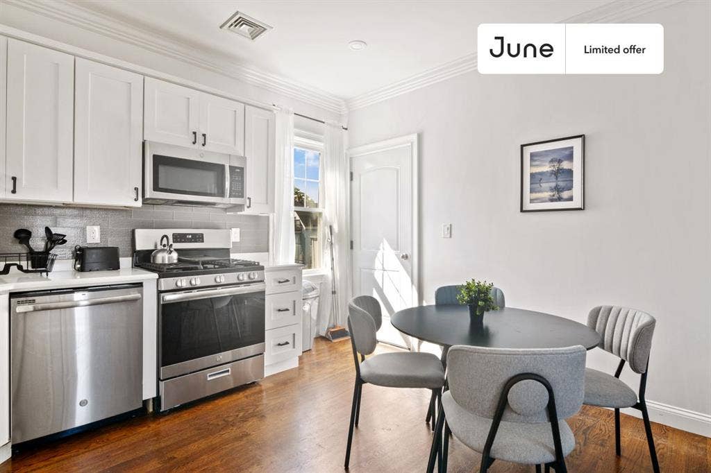 4 BR in Boston