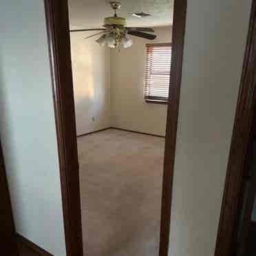 Lawton room for rent.