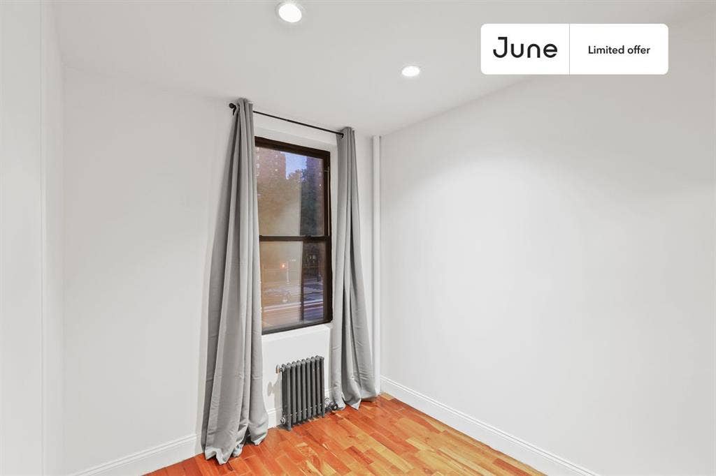 2 BR in New York City