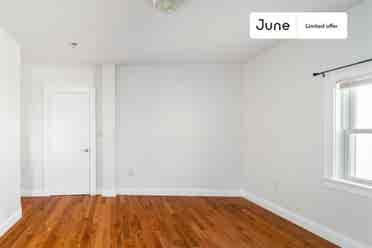 7 BR in Boston