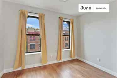 4 BR in New York City