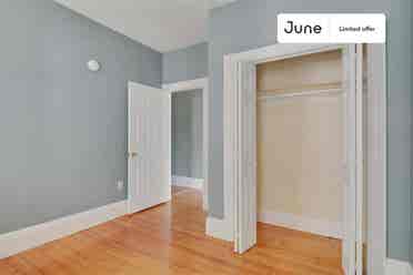 4 BR in Boston