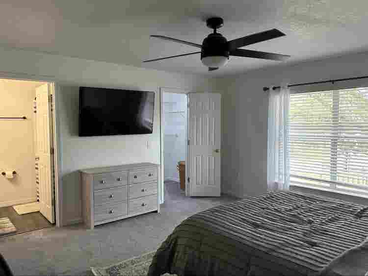 Quiet safe 
house