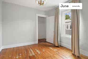 4 BR in Boston