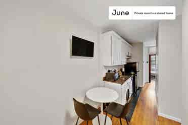 3 BR in New York City