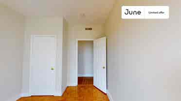 4 BR in Boston