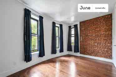 4 BR in New York City