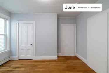 3 BR in Boston