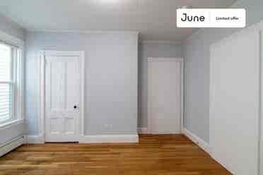 3 BR in Boston