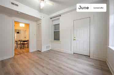 3 BR in Chicago