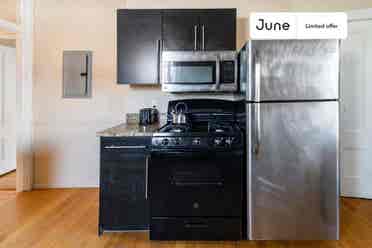 4 BR in Boston