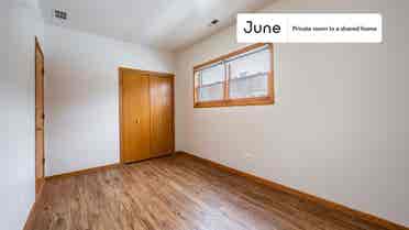 3 BR in Chicago