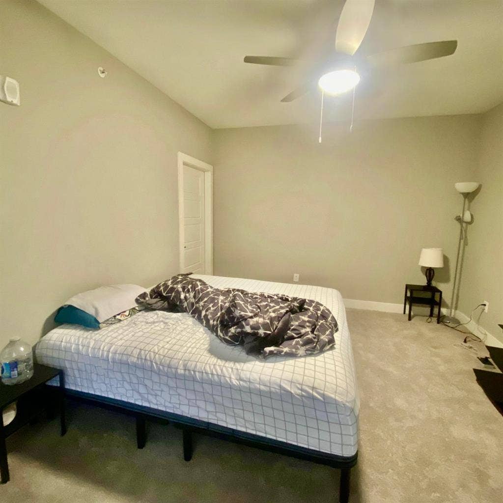 Master bedroom for female