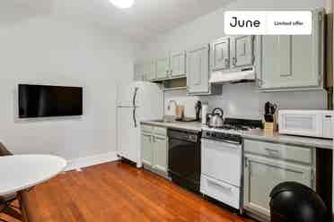 1 BR in Boston