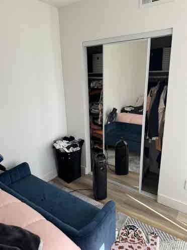 Private Bed and Bath in Mid City LA