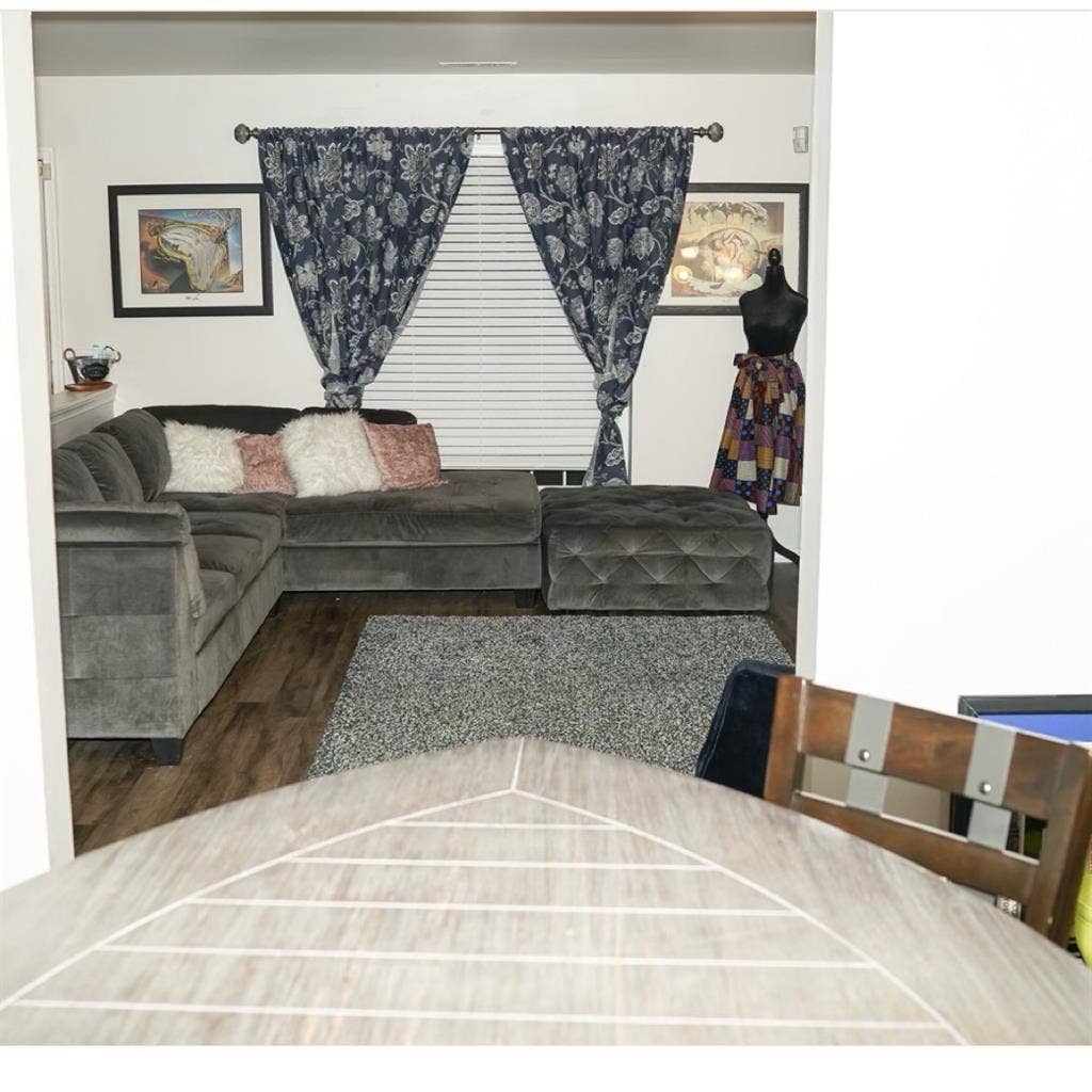 Cozy Room In Charles County