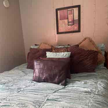 Furnished Rooms Available