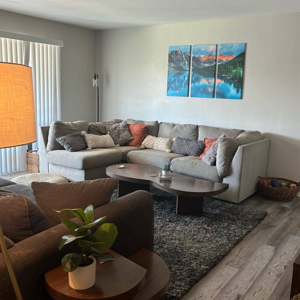 Bedroom for rent Scottsdale house