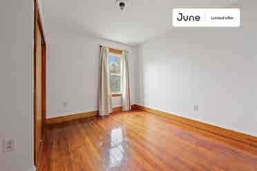 4 BR in Boston