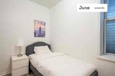 3 BR in Chicago